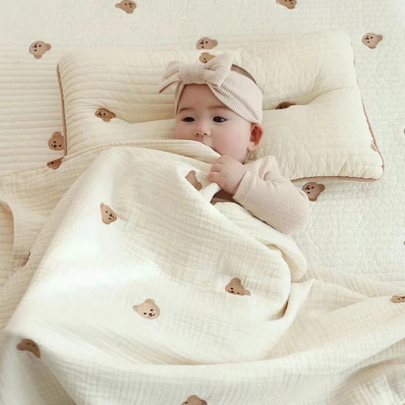 Baby Nursery Embroidery - Milancel-新生児用ブランケット,クマの刺繍が施された綿の寝具アクセサリー,子供用のスリーピングブランケット