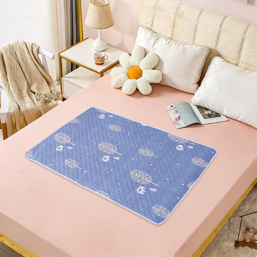 Baby Mattress Waterproof - 50 × 70 センチメートル防水洗えるマットレス尿マット赤ちゃん幼児用かわいい漫画ベッドプロテクターおむつ寝具尿パッド布