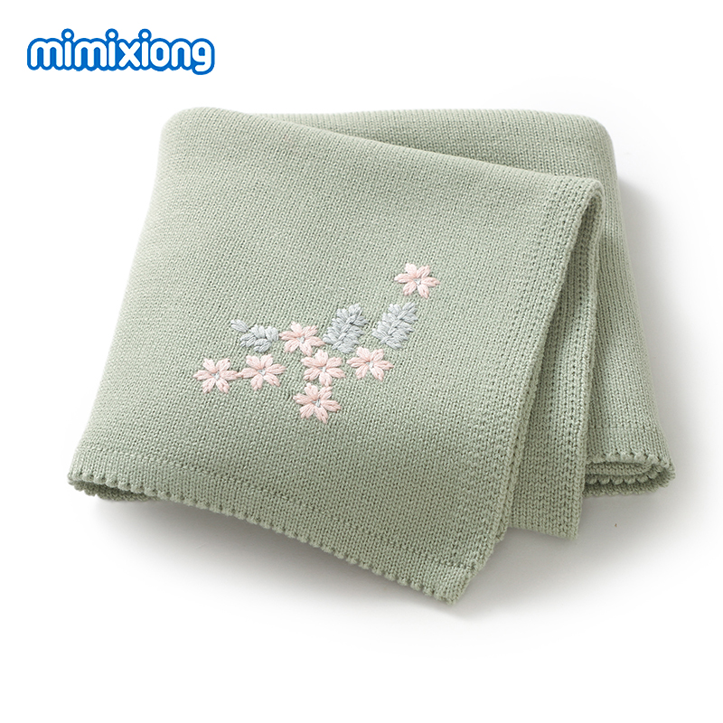Baby Nursery Embroidery - 非常に柔らかい花柄の刺繍が施されたベビーブランケット,新生児用ベビーカー,旅行用クレードル,男の子と女の子用のベッドシーツ,ファッショナブル,90x70cm