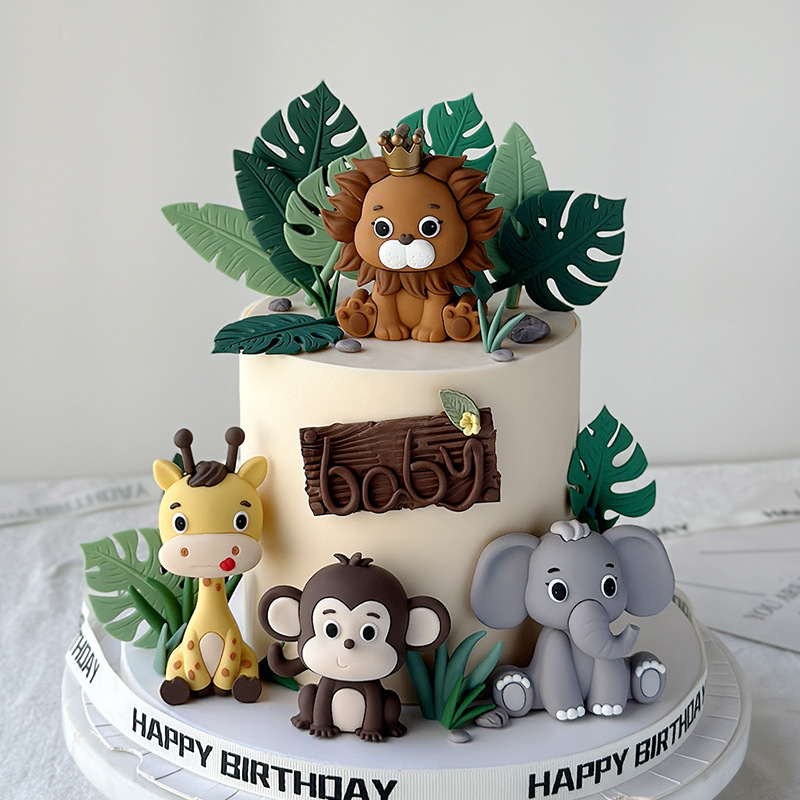 サファリアニマルケーキトッパーセット - ライオン、ゾウ、キ - Baby Nursery Jungle Theme のレビューと価格