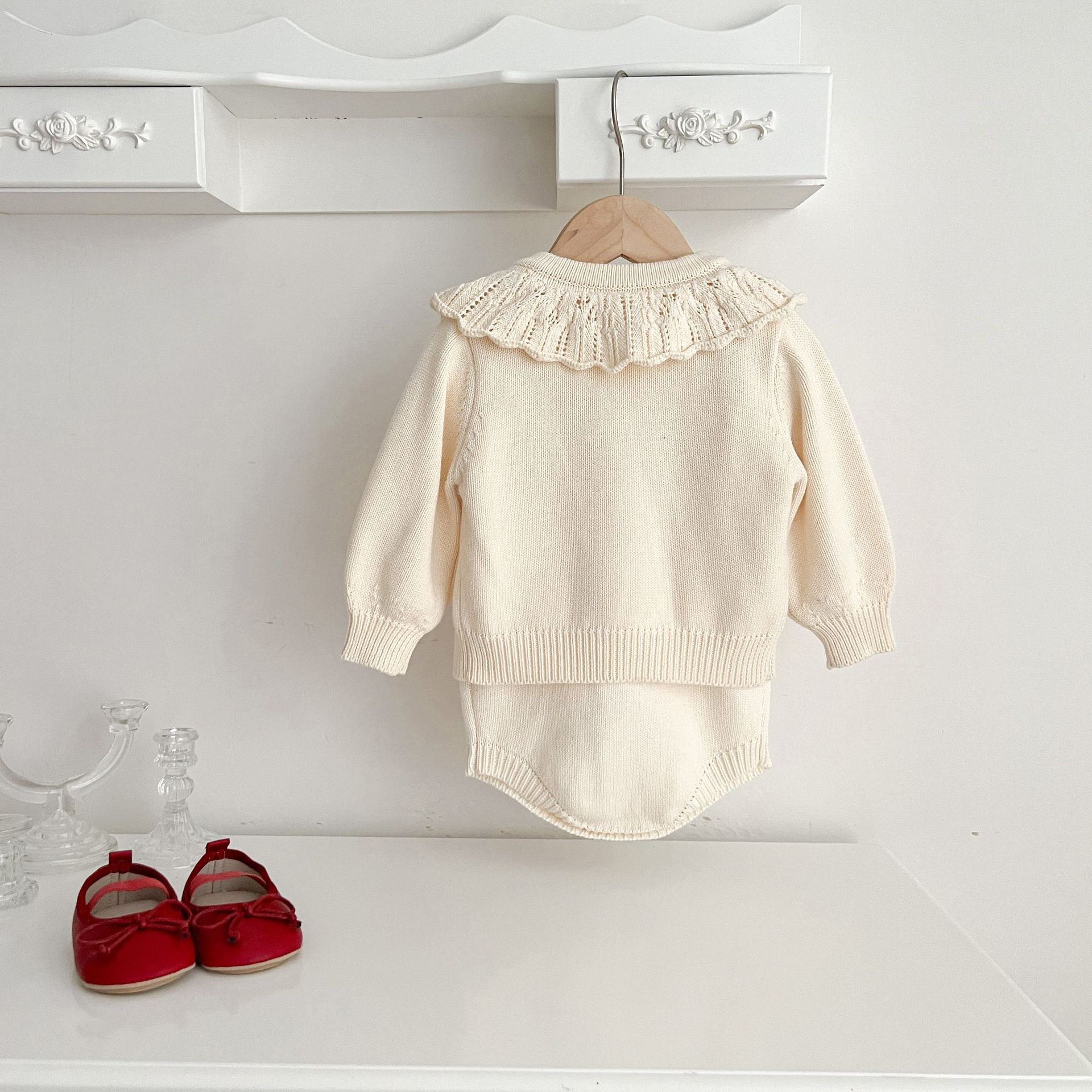 秋冬新生児幼児女の赤ちゃんロンパースニット刺繍コートロンパー - Baby Nursery Embroidery のレビューと価格